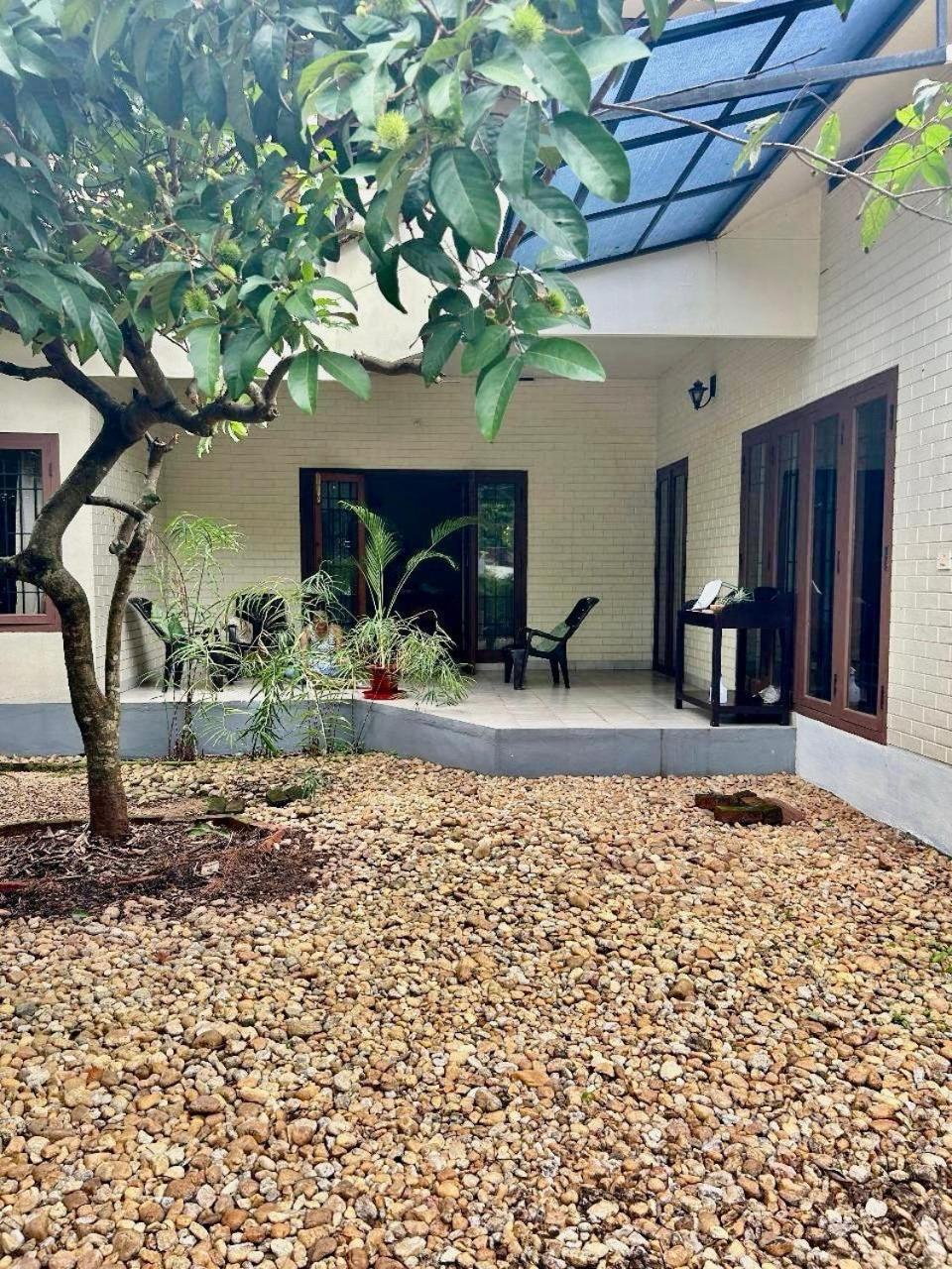 Mango Tree Villa Kochi Esterno foto